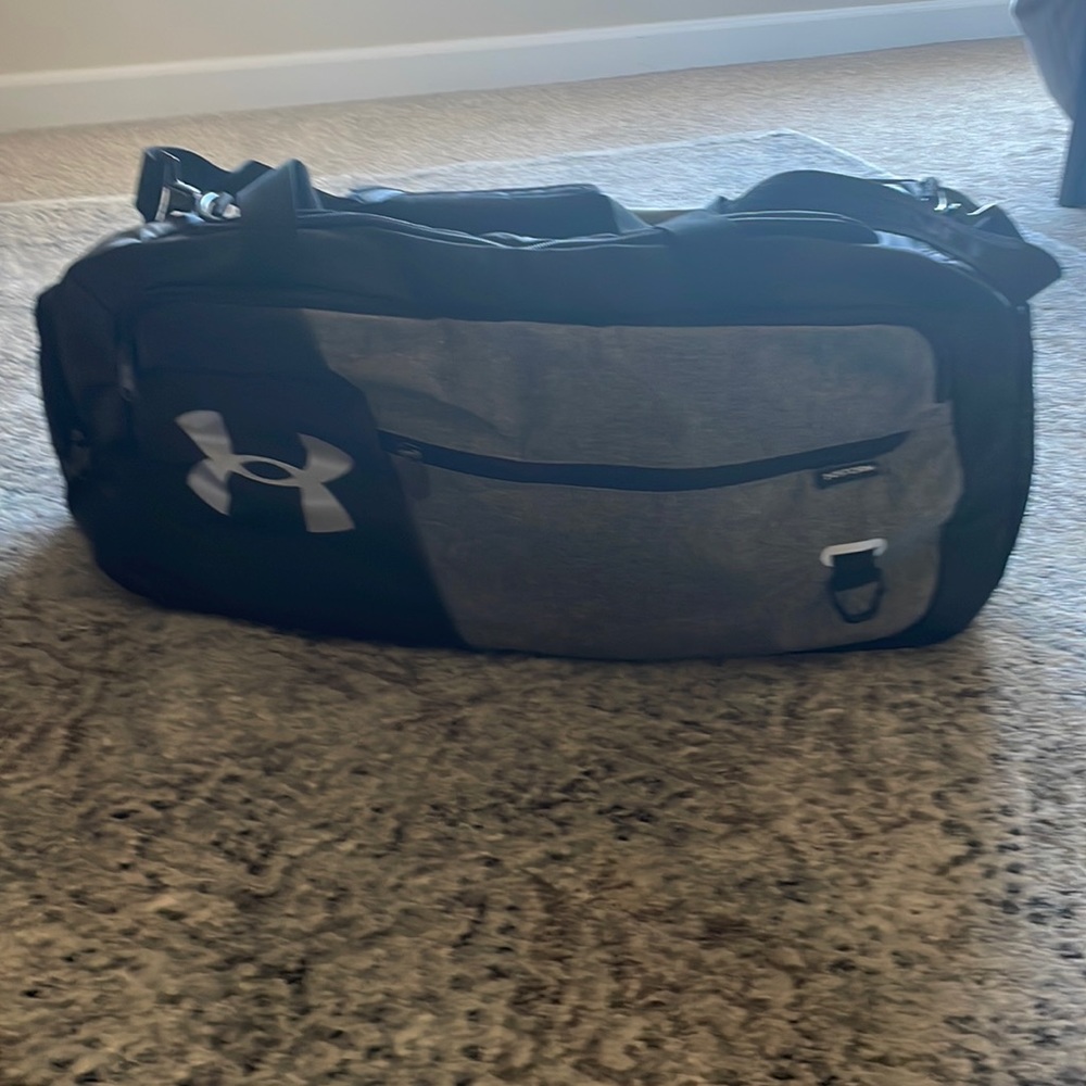 Under armpit gym bag